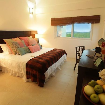 Iguana Crossing Boutique Hotel ปวยร์โต วิลยามิล ภายนอก รูปภาพ